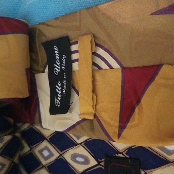 Tie Bundle - Picture 5 of 10